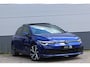 Volkswagen Golf 1.5 eTSI 3x R-Line | Panoramadak | Camera | Dode hoek | Adaptive cruise | Keyless | IQ Light | Lane assist |