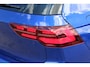 Volkswagen Golf 1.5 eTSI 3x R-Line | Panoramadak | Camera | Dode hoek | Adaptive cruise | Keyless | IQ Light | Lane assist |