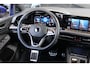 Volkswagen Golf 1.5 eTSI 3x R-Line | Panoramadak | Camera | Dode hoek | Adaptive cruise | Keyless | IQ Light | Lane assist |