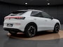 Volkswagen T-Roc 1.5 eTSI R-Line | Camera | Side Assist | ACC | Elek. Achterklep | Stuur-/Stoelverwarming | Matrix LED | 19'' |
