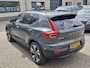 Volvo XC40 B4 Plus Dark met Lighting Pack (koplampen adaptief, koplampreiniging, matrix led koplampen, mistlampen voor) en Elektrisch glazen panorama-dak en trekhaak inklapbaar en nog veel meer.....