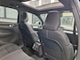 Volvo XC40 B4 Plus Dark met Lighting Pack (koplampen adaptief, koplampreiniging, matrix led koplampen, mistlampen voor) en Elektrisch glazen panorama-dak en trekhaak inklapbaar en nog veel meer.....