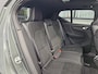 Volvo XC40 B4 Plus Dark met Lighting Pack (koplampen adaptief, koplampreiniging, matrix led koplampen, mistlampen voor) en Elektrisch glazen panorama-dak en trekhaak inklapbaar en nog veel meer.....