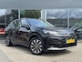 Volkswagen T-Roc 1.5 eTsi Life First | FACELIFT | STOELVERWARMING |