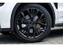 Lynk & Co 01 1.5 Plug-in Hybrid More | PHEV | Trekhaak | Two-Tone | Panoramadak | Infinity by Harman Audio | 360 Graden Camera | Parkeersensoren | Lichtmetalen Velgen 20 inch | Keyless Entry | Elektrische Achterklep | LED Koplampen Adaptief | Privacy Glas | Stoelverwarming | Cruise Control Adaptief | Dodehoekdetectie Navigatie | Apple Carplay | Android Auto
