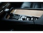 Volvo XC90 T5 AWD Inscription | Dealeronderhouden | Nappa lederen bekleding | Stoelventilatie en -massage | Panoramadak | Head-up display | Parkeercamera | Parkeerverwarming | Parkeersensoren voor + achter | Parkeercamera | BLIS | Adaptive Cruise Control