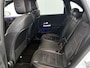 Mercedes-Benz B-klasse 180 Business Solution AMG | AMG-line interieur | AMG- Line Exterieur | Achteruitrijcamera | Stoelverwarming | Sfeerverlichting| MULTIBEAM LED | 24 Maanden Mercedes-Benz Certified Garantie.
