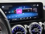 Mercedes-Benz B-klasse 180 Business Solution AMG | AMG-line interieur | AMG- Line Exterieur | Achteruitrijcamera | Stoelverwarming | Sfeerverlichting| MULTIBEAM LED | 24 Maanden Mercedes-Benz Certified Garantie.