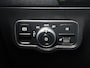 Mercedes-Benz B-klasse 180 Business Solution AMG | AMG-line interieur | AMG- Line Exterieur | Achteruitrijcamera | Stoelverwarming | Sfeerverlichting| MULTIBEAM LED | 24 Maanden Mercedes-Benz Certified Garantie.