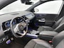 Mercedes-Benz B-klasse 180 Business Solution AMG | AMG-line interieur | AMG- Line Exterieur | Achteruitrijcamera | Stoelverwarming | Sfeerverlichting| MULTIBEAM LED | 24 Maanden Mercedes-Benz Certified Garantie.