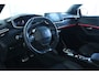 Peugeot e-2008 EV GT 50 kWh | Adapt. Cruise | Leder | Stoelverwarming | Camera | Navi | Carplay | Climate | Keyless | LED | Dodehoekbewaking