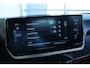 Peugeot e-2008 EV GT 50 kWh | Adapt. Cruise | Leder | Stoelverwarming | Camera | Navi | Carplay | Climate | Keyless | LED | Dodehoekbewaking