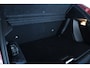 Peugeot e-2008 EV GT 50 kWh | Adapt. Cruise | Leder | Stoelverwarming | Camera | Navi | Carplay | Climate | Keyless | LED | Dodehoekbewaking