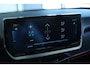 Peugeot e-2008 EV GT 50 kWh | Adapt. Cruise | Leder | Stoelverwarming | Camera | Navi | Carplay | Climate | Keyless | LED | Dodehoekbewaking