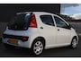 Peugeot 107 1.0-12V XR 5drs Airco 1 op 22/ Belasting 25€ p/mnd