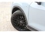 Audi Q2 35 TFSI 2x S-Line | Panoramadak | Matrix | Trekhaak | Elektrische kofferbak | Camera | Sfeerverlichting | Black optik |