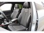 Audi Q2 35 TFSI 2x S-Line | Panoramadak | Matrix | Trekhaak | Elektrische kofferbak | Camera | Sfeerverlichting | Black optik |