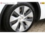 Tesla Model Y RWD 58 kWh | 1e eigenaar | All-season banden