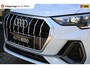 Audi Q3 35 TFSI S line | Panorama | Trekhaak | Sport-chassis