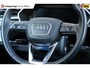 Audi Q3 35 TFSI S line | Panorama | Trekhaak | Sport-chassis