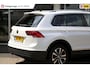 Volkswagen Tiguan 1.5 TSI ACT Automaat Comfortline | Trekhaak | Winterbanden set