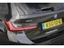 BMW 3-Serie Touring 330e xDrive ADAPTIVE CRUISE | STOELVERWARMING | CAMERA | M STOELEN | PANO | HEAD UP | MEMORY | APPLE CARPLAY