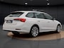 Skoda Octavia Combi 1.4 TSI iV PHEV Business Edition | Cruise control | Parkeerhulp | 18" |