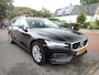 Volvo V60 2.0 B3 Momentum ACC / CARPLAY / CAMERA / STOEL + STUUR VERWARMING / KEYLESS