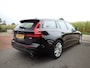 Volvo V60 2.0 B3 Momentum ACC / CARPLAY / CAMERA / STOEL + STUUR VERWARMING / KEYLESS