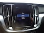 Volvo V60 2.0 B3 Momentum ACC / CARPLAY / CAMERA / STOEL + STUUR VERWARMING / KEYLESS