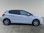 Peugeot 208 Style 1.2 VTi 82pk | UNIEKE KM-STAND! | CLIMA | TREKHAAK | PARKEERHULP | NAVI | BLUETOOTH | LM-VELGEN | EXTRA GETINTE RUITEN |