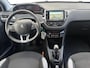 Peugeot 208 Style 1.2 VTi 82pk | UNIEKE KM-STAND! | CLIMA | TREKHAAK | PARKEERHULP | NAVI | BLUETOOTH | LM-VELGEN | EXTRA GETINTE RUITEN |