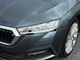 Skoda Octavia Combi 1.0 e-TSI DSG 110pk Business Edition | Navigatie | Stoelverwarming | Trekhaak