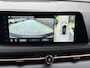 Nissan Ariya e-4ORCE Evolve 91 kWh / 4WD / Leder / Head- Up Display / Warmtepomp / 10 Jaar Nissan More Garantie / Stoelverwarming voor en achter / Schuif-Kantel Dak / Stoelventilatie / Stuurverwarming / Rondomzicht camera / Elektrisch Verstelbare Stoelen met Geheugen / Elektrische Achterklep / Adaptief Cruise Control / Apple Carplay & Android Auto /