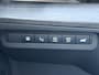 Nissan Ariya e-4ORCE Evolve 91 kWh / 4WD / Leder / Head- Up Display / Warmtepomp / 10 Jaar Nissan More Garantie / Stoelverwarming voor en achter / Schuif-Kantel Dak / Stoelventilatie / Stuurverwarming / Rondomzicht camera / Elektrisch Verstelbare Stoelen met Geheugen / Elektrische Achterklep / Adaptief Cruise Control / Apple Carplay & Android Auto /