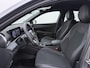 Volkswagen T-Roc 1.5 eTSI R-Line Edition | Camera | Stuur-/Stoelverwarming | 19" | ACC | Elek Achterklep | IQ Light |