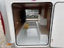 Rapido 983M Mercedes 190-PK Automaat Hef & Vast Bed en alle denkbare Opties!