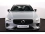 Volvo V60 T8 Recharge AWD Plus Dark - Panorama/schuifdak - IntelliSafe Assist & Surround - 360º Camera - Harman/Kardon audio - Verwarmde voorstoelen, stuur & achterbank - Parkeersensoren voor & achter - Elektr. bedienb. voorstoelen met geheugen - Head up display - Extra getint glas - Inklapbare trekhaak - 18' LMV