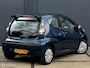 Citroën C1 1.0-12V Ambiance 3 deurs - APPLE CARPLAY - PARKEERSENSOREN - ACHTERSPOILER - MIDDENARMSTEUN - EL. RAMEN - CPV - BLUETOOTH - STUURBEKRACHTIGING - 2E EIGENAAR - NL AUTO - NIEUWE APK BIJ AFLEVERING -