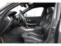 BMW 3-Serie Touring (g21) 320i 184PK M-SPORT SHADOW LINE Panodak | Trekhaak | Navi | Adapt.Cruise | Harman Kardon | Head Up | 19 Inch Lm | Live Cockpit | Sfeerverl. |
