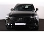 Volvo XC90 T8 Recharge AWD Ultra Dark Exec. Ed. - Luchtvering - Panorama/schuifdak - IntelliSafe Assist & Surround - 360º Camera - Bowers & Wilkins audio - Adaptieve LED koplampen - Verwarmde voorstoelen, stuur & achterbank - Parkeersensoren voor & achter - Elektr. bedienb. voorstoelen met geheugen - Geventileerde voorstoelen - Head up display - Draadloze tel. lader - Extra getint glas - 22' LMV