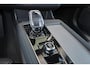 Volvo XC90 T8 Recharge AWD Ultra Dark Exec. Ed. - Luchtvering - Panorama/schuifdak - IntelliSafe Assist & Surround - 360º Camera - Bowers & Wilkins audio - Adaptieve LED koplampen - Verwarmde voorstoelen, stuur & achterbank - Parkeersensoren voor & achter - Elektr. bedienb. voorstoelen met geheugen - Geventileerde voorstoelen - Head up display - Draadloze tel. lader - Extra getint glas - 22' LMV