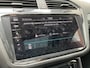 Volkswagen Tiguan Allspace 1.5 TSI R-Line Business+ 7p. / AUTOMAAT/ PANO/ TREKHAAK/ APP-CONNECT/ ACC/ PARK.SENSOR. + CAMERA/ STOELVERWARM./ HARMAN&KARDON/ ELEK.ACHTERKLEP/ HEAD-UP/ KEYLESS/ NAVI/ DAB/ CLIMA/ LED