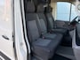 Volkswagen Crafter 2.0 TDI 102PK L3H3 2500kg Trekvermogen Airco Camera Multimedia Navigatie Bluetooth