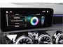 Mercedes-Benz A-klasse 200 AMG / PANO / NIGHT / SFEERVERLICHTING / WIDESCREEN / CAMERA / LED / 19"