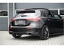 Mercedes-Benz A-klasse 200 AMG / PANO / NIGHT / SFEERVERLICHTING / WIDESCREEN / CAMERA / LED / 19"