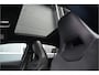 Mercedes-Benz A-klasse 200 AMG / PANO / NIGHT / SFEERVERLICHTING / WIDESCREEN / CAMERA / LED / 19"
