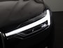 Volvo XC60 2.0 B5 Inscription 250PK Aut. Trekhaak, Keyless, Memorystoelen, Achteruitrijcamera, Adaptieve Cruise Control, Stoelverwarming, 19" LM Velgen