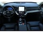 Volvo XC90 T8 Plug-in hybrid AWD Ultra Dark | Luchtvering | Panoramadak | Trekhaak | Premium audio by Bowers & Wilkins | Verwarmbare voorstoelen met massagefunctie | Head-up display | 360 graden camera |