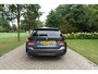 BMW 3-Serie Touring 330i High Executive M-sport | Adaptieve Cruise | Trekhaak | Camera | CarPlay | LED |
